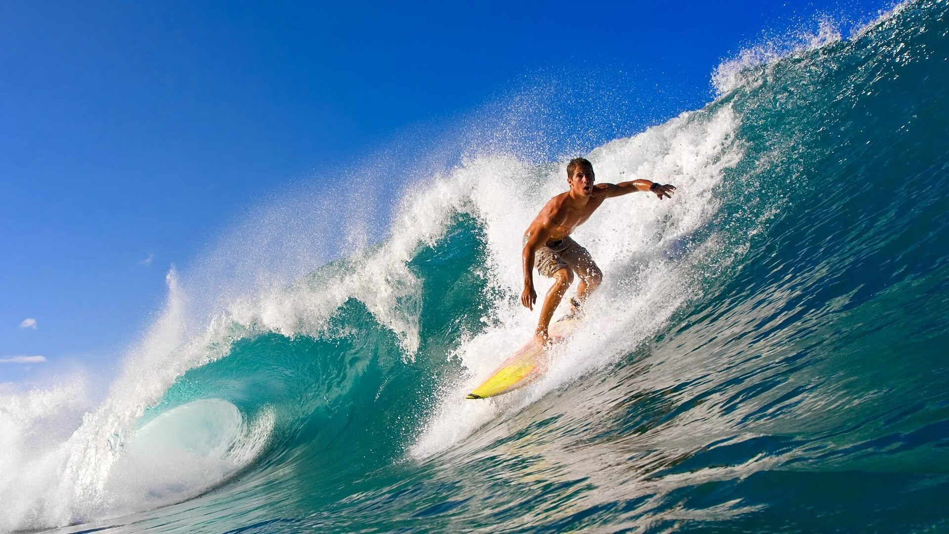 五大联赛是否增加中场战术模拟训练频率应对快节奏变化，五大联赛场地大小